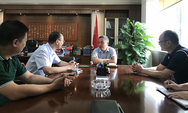 国航绵阳营业部总经理拜访集团公司主要领导1.png