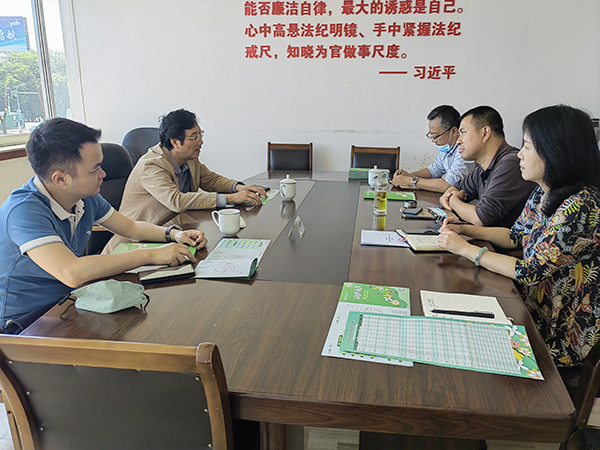 qy球友会官网协助市商务局向上海运输紧急物资1.jpeg