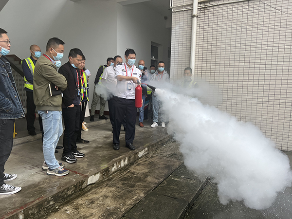消委会组织开展兼职消防员技能培训工作2.jpg
