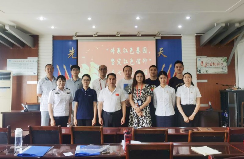诗、书画社活动1_副本.jpg
